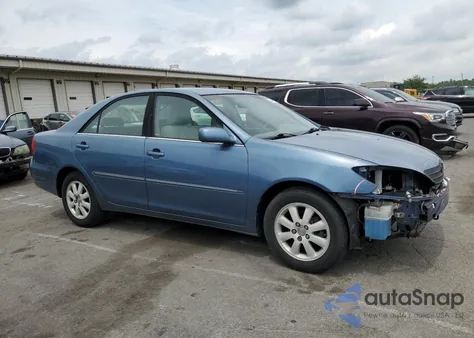 2002 Toyota Camry Le from USA, damaged, VIN 4T1BE32K32U635151